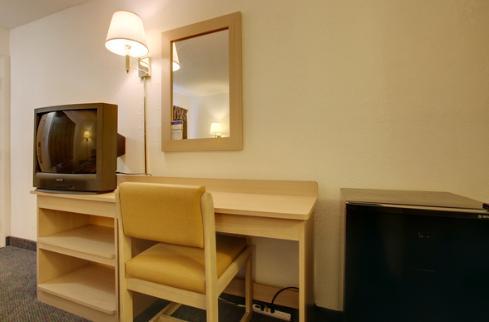 Americas Best Value Inn And Suites Carbondale Bilik gambar